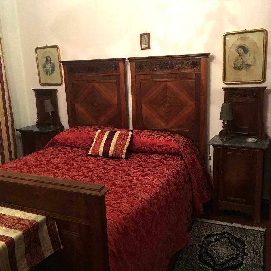 Scaletta D'Oro Bed & Breakfast โบโลญญา ภายนอก รูปภาพ